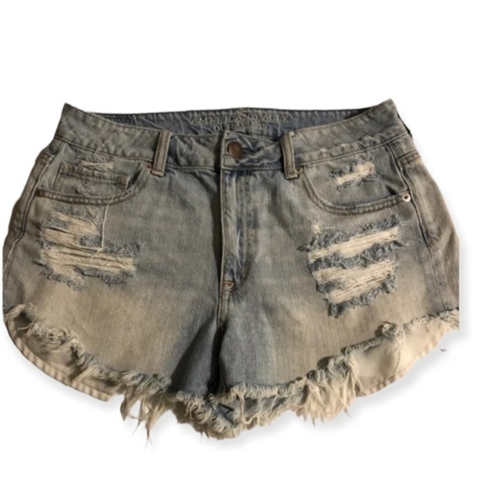 American Eagle Shorts Women’s Size‎ 8 Ripped Pockets